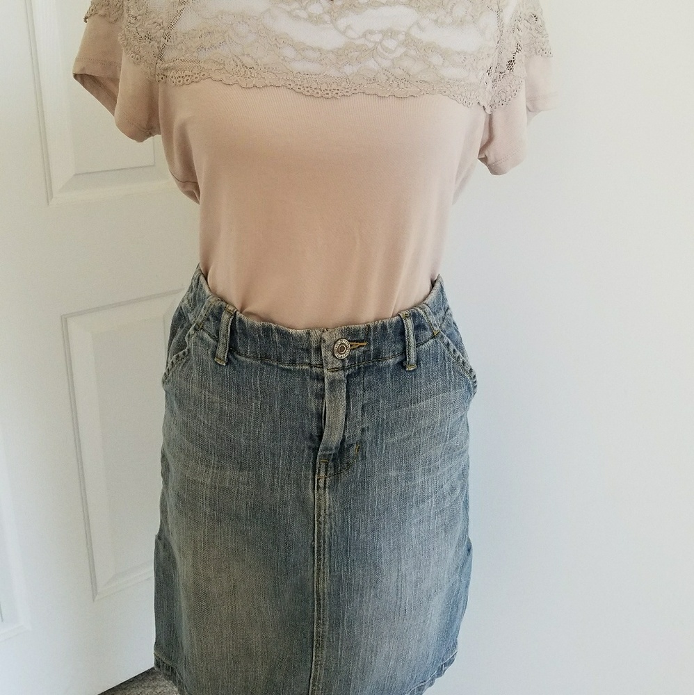 🌺 Banana Republic jean skirt